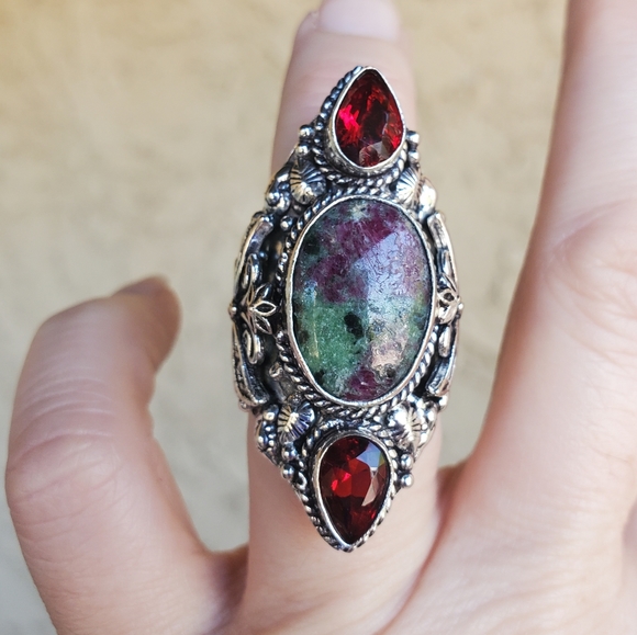 New Ruby in Zoisite and Garnet 925 Silver Butterfly Statement Ring. - Picture 2 of 16